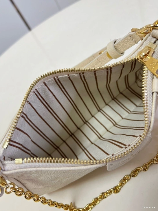 Affordable VUITTON ON LOUIS STRAP POUCH EASY 0820
